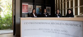 Recepción y entrada principal al Centro Patrimonial Recoleta Dominica